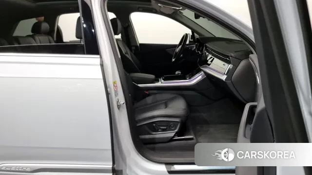 Audi Q7 (4M) 2023 Белый из Кореи, фото 2