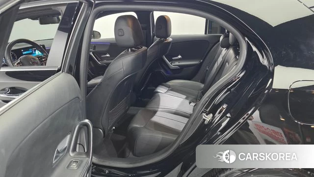 Mercedes-Benz A-Class W177 2022 Черный из Кореи, фото 2