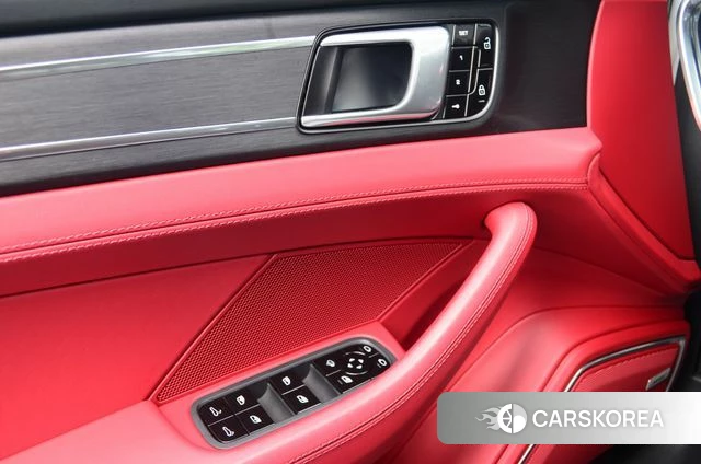 Porsche Panamera (971) 2021 Белый из Кореи, фото 2