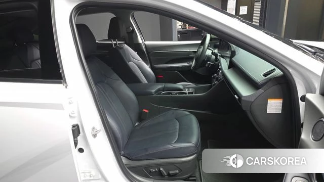 Hyundai Sonata D Edge Hybrid (DN8) 2024 Белый из Кореи, фото 2