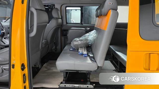 Hyundai The New Grand Starex 2018 Желтый из Кореи, фото 2