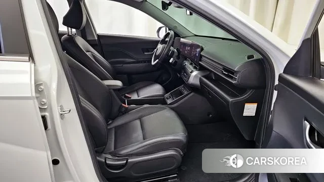 Hyundai Kona Hybrid (SX2) 2023 Белый из Кореи, фото 2