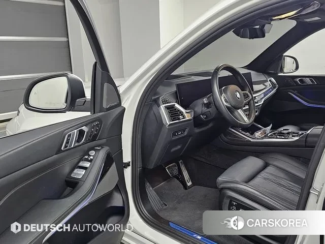 BMW X7 (G07) 2024 Белый из Кореи, фото 2