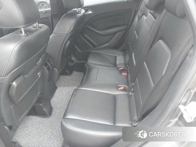 Mercedes-Benz B-Class W246 2018 Серебряный из Кореи, фото 2