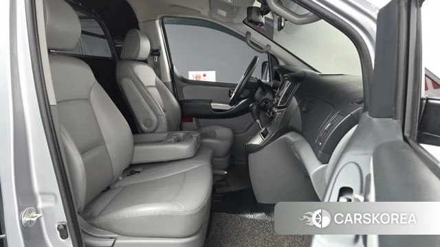 Hyundai The New Grand Starex 2019 Серебряный из Кореи, фото 2