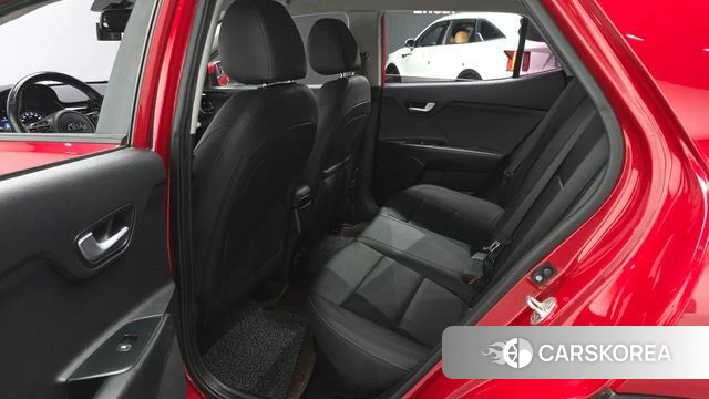 Kia Stonic 2018 Красный из Кореи, фото 2