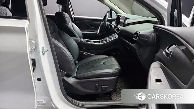 Hyundai The New Santa Fe 2023 Белый из Кореи, фото 2