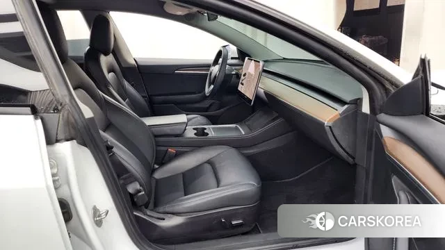 Tesla Model 3 2022 Белый из Кореи, фото 2