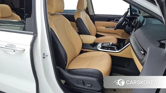 Kia Carnival 4th generation 2023 Белый из Кореи, фото 2