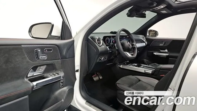 Mercedes-Benz GLB-Class X247 2024 Белый из Кореи, фото 2