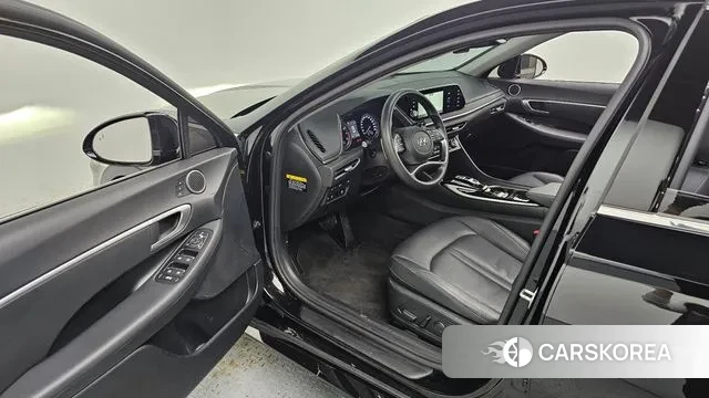 Hyundai Sonata (DN8) 2019 Черный из Кореи, фото 2