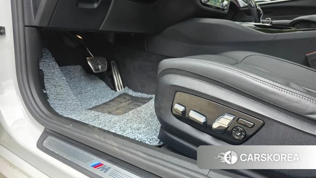 BMW 6 Series GT (G32) 2022 Белый из Кореи, фото 2