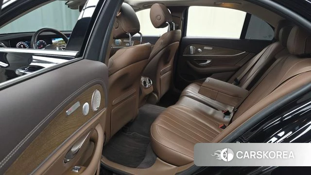 Mercedes-Benz E-Class W213 2019 Черный из Кореи, фото 2