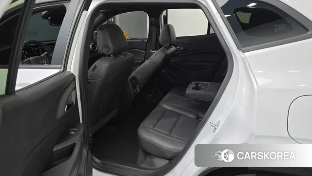 Chevrolet (GM Daewoo) Trax Crossover 2023 Белый из Кореи, фото 2