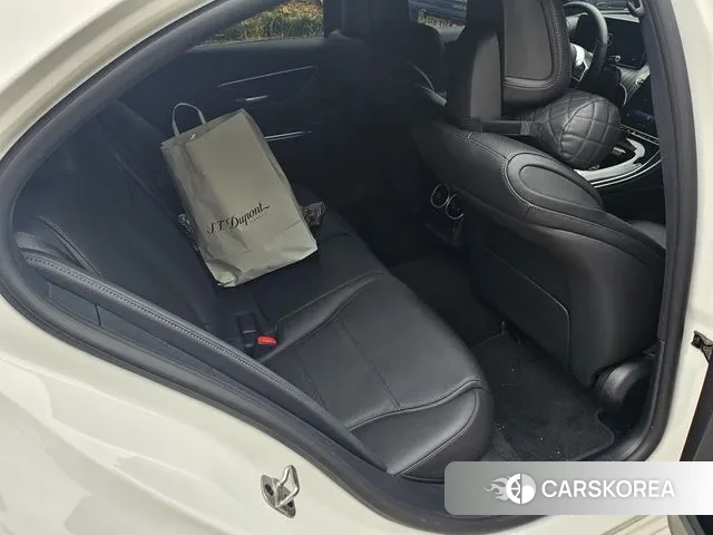 Mercedes-Benz C-Class W206 2024 Белый из Кореи, фото 2