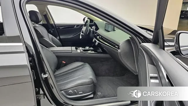 Genesis G80 (RG3) 2023 Черный из Кореи, фото 2