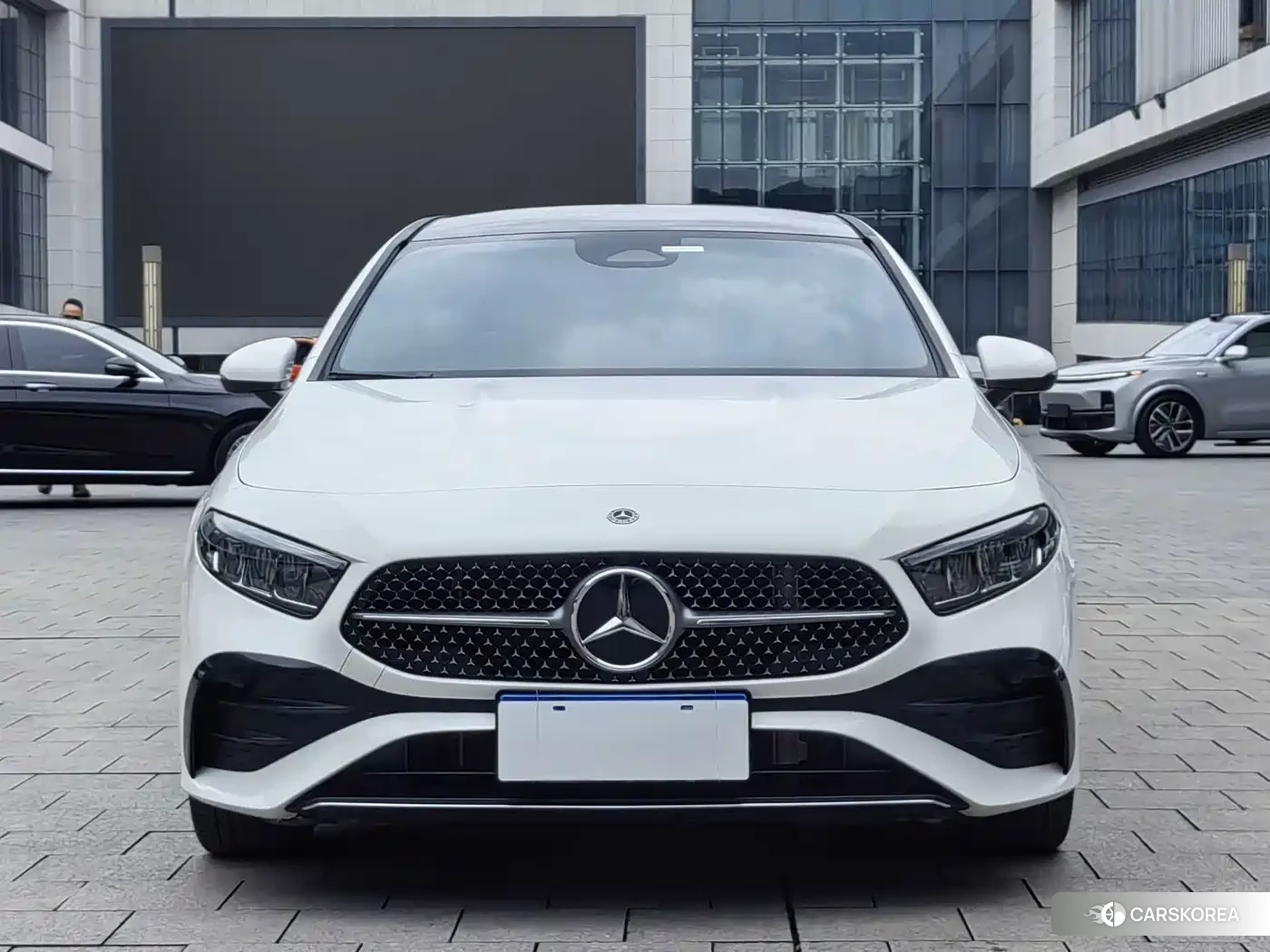 Mercedes-Benz A-Class 2025 Белый из Китая, фото 2