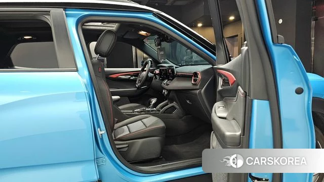 Chevrolet (GM Daewoo) The New Trail Blazer 2024 Синий из Кореи, фото 2