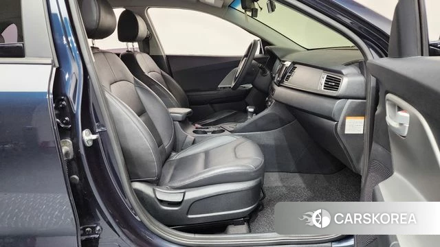 Kia Niro 2018 Синий из Кореи, фото 2