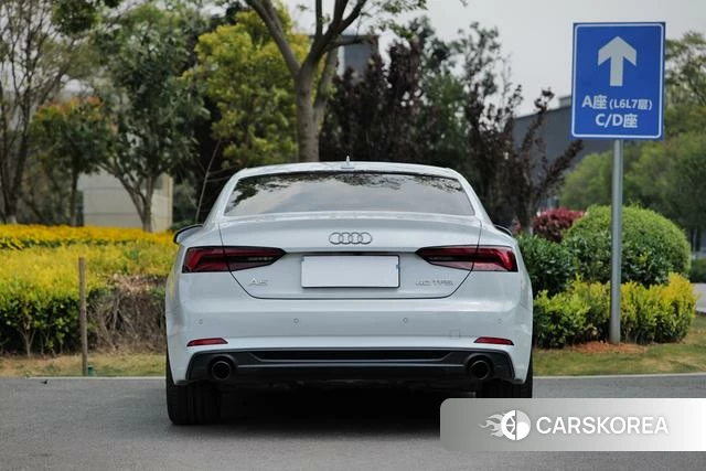 Audi A5 2020 Белый из Китая, фото 2