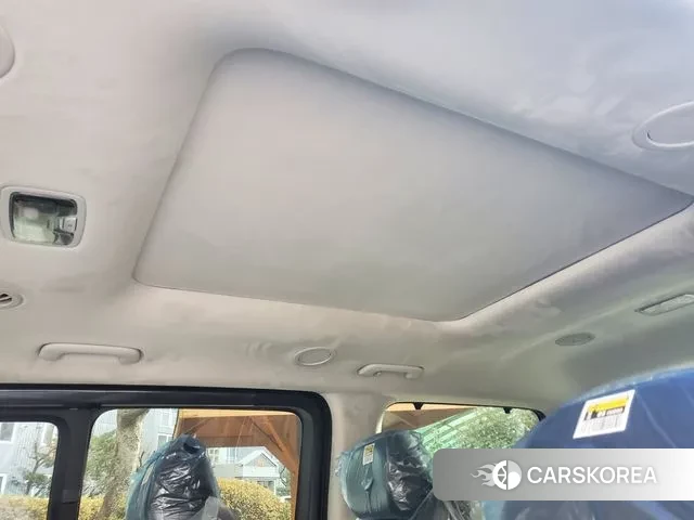 Hyundai Staria 2025 Черный из Кореи, фото 2