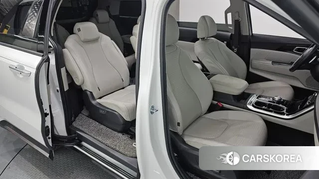 Kia Carnival 4th generation 2022 Белый из Кореи, фото 2