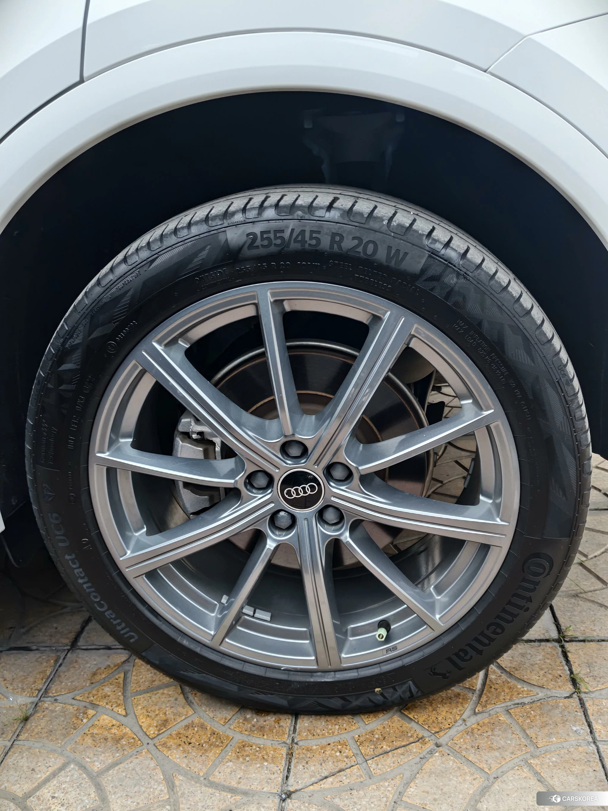 Audi Q5L 2021 Белый из Китая, фото 2