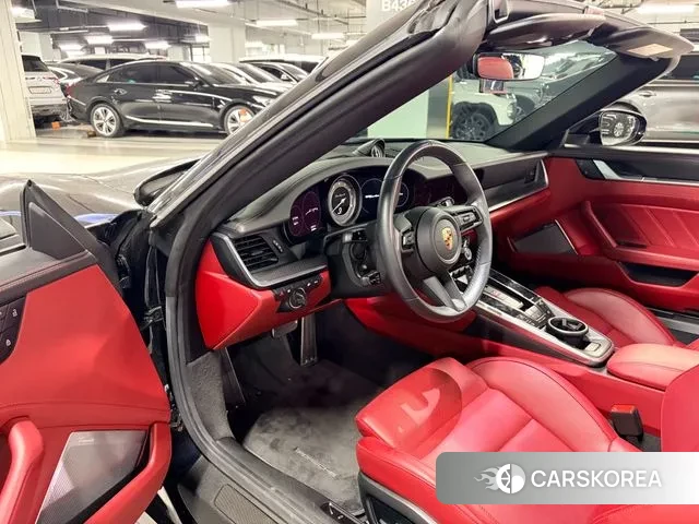 Porsche 911(992) 2023 Черный из Кореи, фото 2