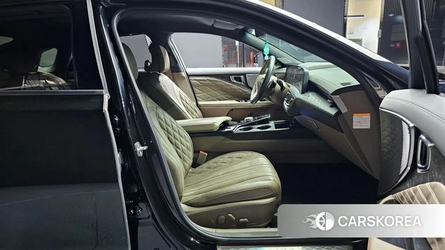 Kia K8 Hybrid 2022 Черный из Кореи, фото 2