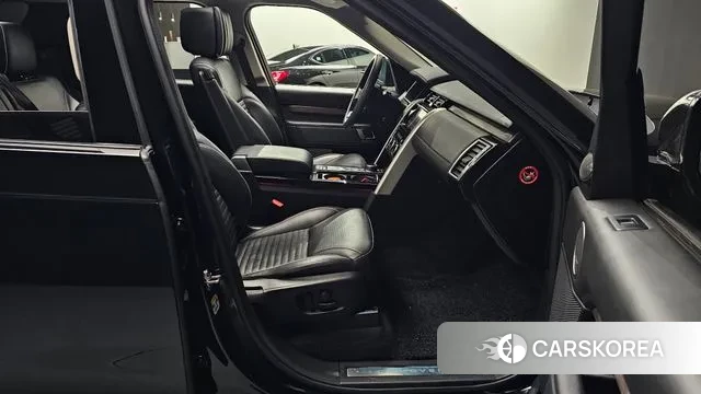 Land Rover Discovery 5 2020 Черный из Кореи, фото 2