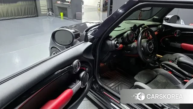 Mini Cooper S 2020 Черный из Кореи, фото 2