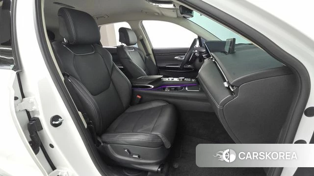 Genesis GV70 2022 Белый из Кореи, фото 2