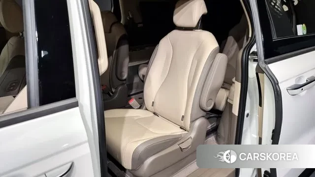 Kia Carnival 4th generation 2023 Белый из Кореи, фото 2