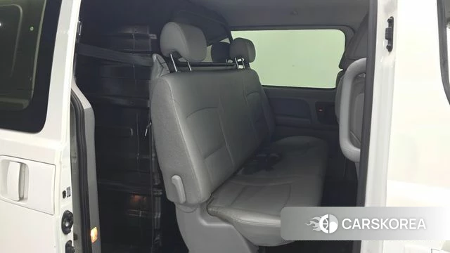 Hyundai The New Grand Starex 2018 Белый из Кореи, фото 2