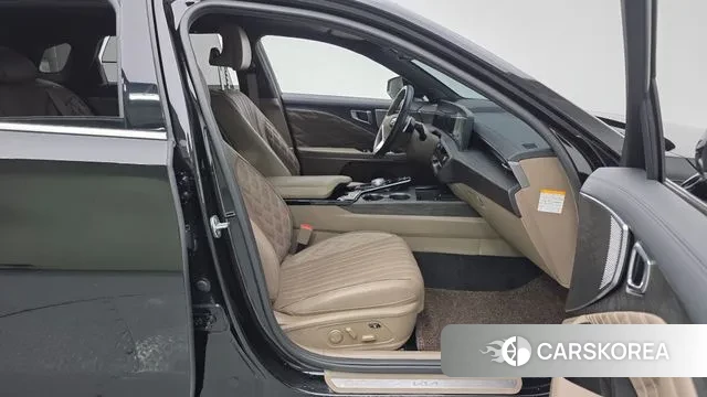 Kia K8 Hybrid 2023 Черный из Кореи, фото 2