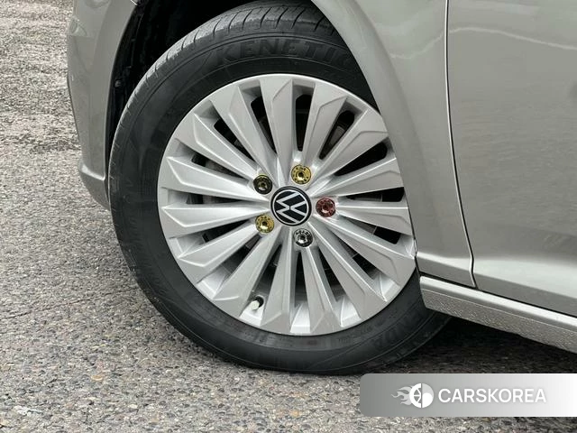 Volkswagen Lavida 2021 Серебристо-серый из Китая, фото 2