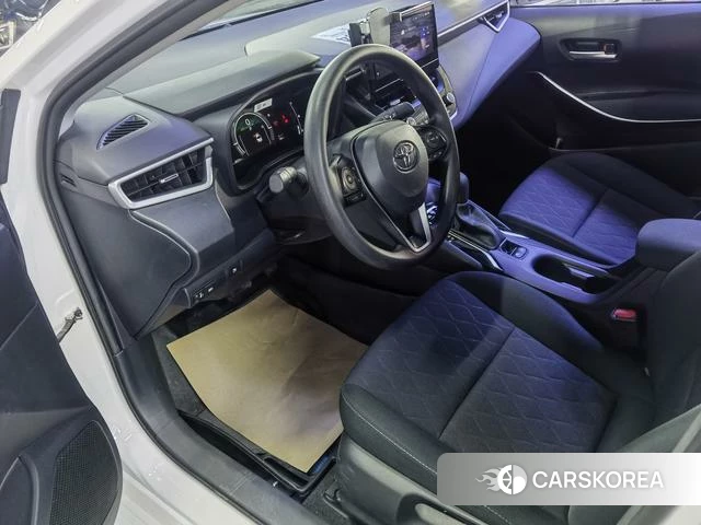Toyota Corolla 2023 Белый из Китая, фото 2