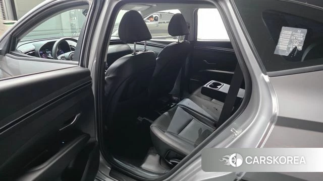 Hyundai Tucson (NX4) 2022 Серебряный из Кореи, фото 2