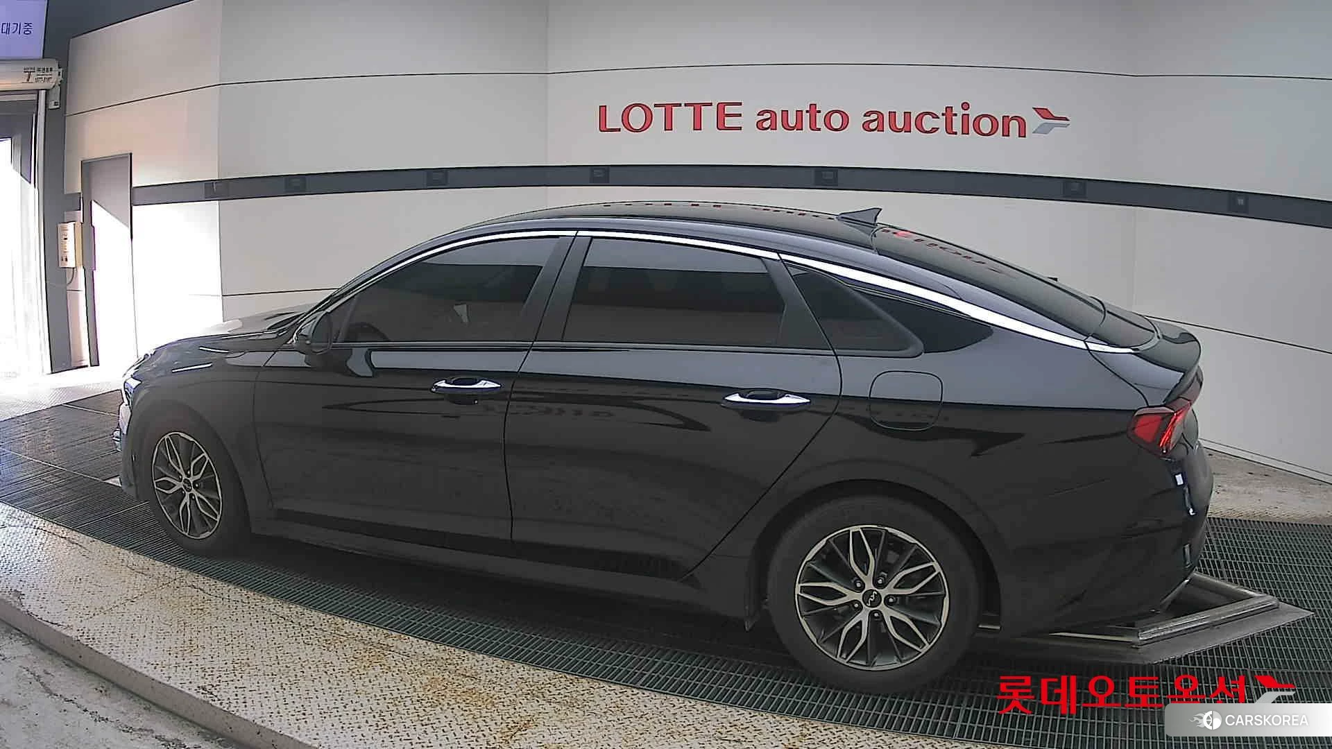 Kia K5 2022 Aurora Black Pearl из Кореи, фото 2
