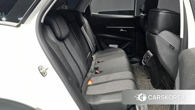 Peugeot 3008 second generation 2019 Белый из Кореи, фото 2