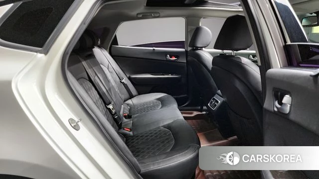 Kia The New K5 2nd generation 2018 Белый из Кореи, фото 2