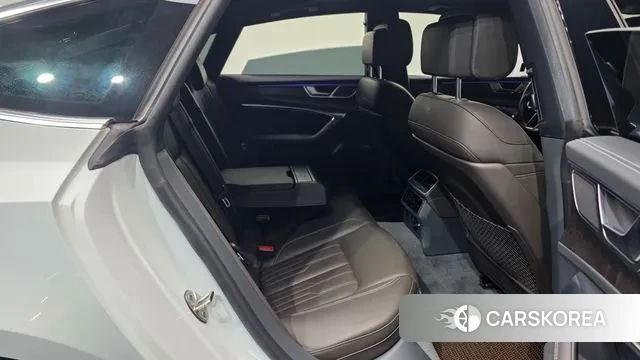 Audi A7 (4K) 2021 Белый из Кореи, фото 2