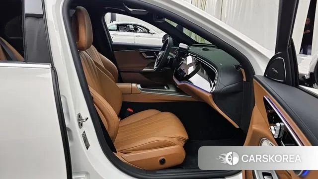 Mercedes-Benz E-Class W214 2025 Белый из Кореи, фото 2