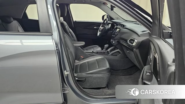 Chevrolet (GM Daewoo) Trailblazer 2021 Серый из Кореи, фото 2