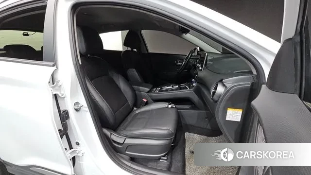 Hyundai Kona Electric 2021 Белый из Кореи, фото 2