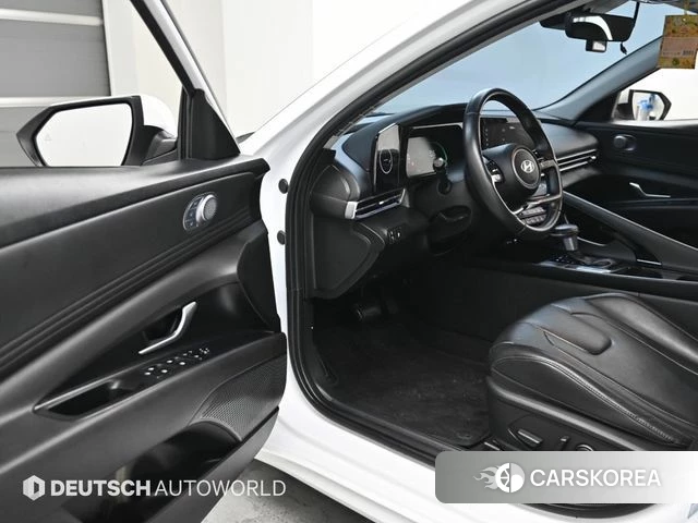 Hyundai The New Avante (CN7) 2023 Белый из Кореи, фото 2