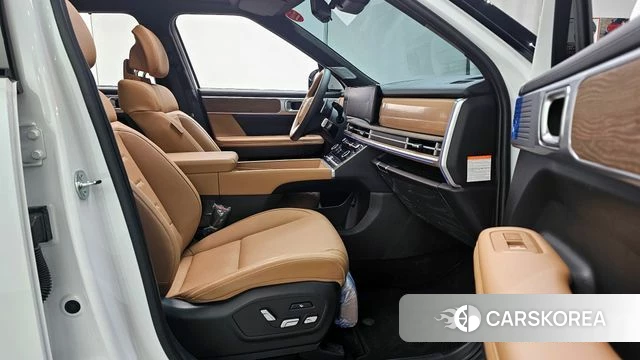 Hyundai Santa Fe (MX5) 2024 Белый из Кореи, фото 2