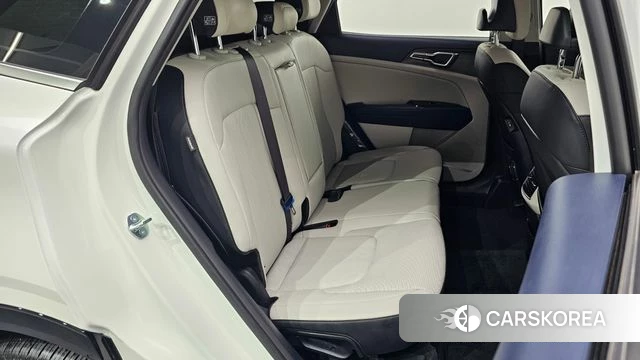 Kia Sportage 5th Generation 2024 Белый из Кореи, фото 2