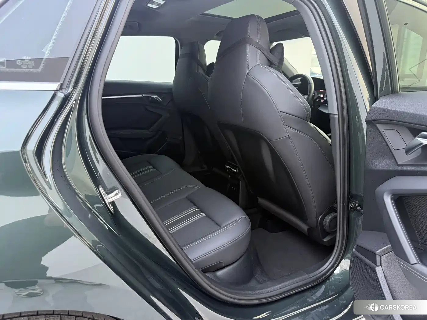 Audi A3 2022 Зеленый из Китая, фото 2