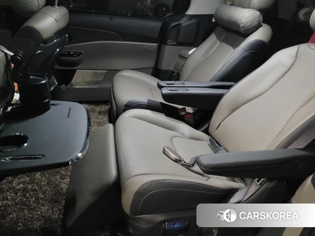 Kia The New Carnival 4th Generation 2024 Белый из Кореи, фото 2